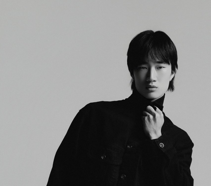 Leo Dong as K
